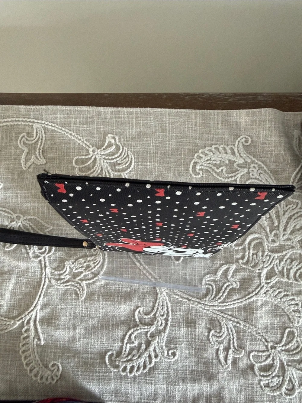 Disney Minnie Mouse Black/White/Red Wristlet Clutch